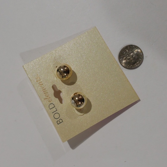 BOLD elements Elegant Gold-tone Ball Stud Earrings - Women's Fashion Jewelry - Picture 4 of 7